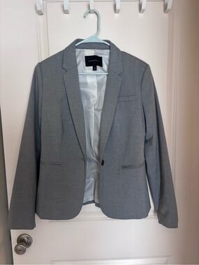 Banana Republic — Women's Grey Classic Suit Blazer (Single button)